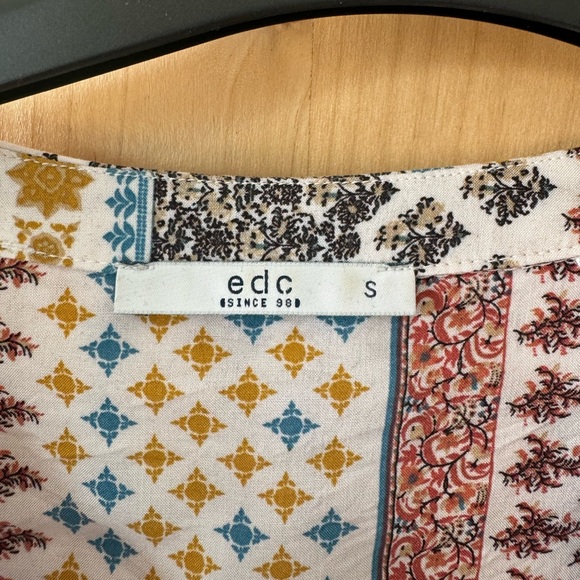 EDC blouse, size small - Picture 2 of 2